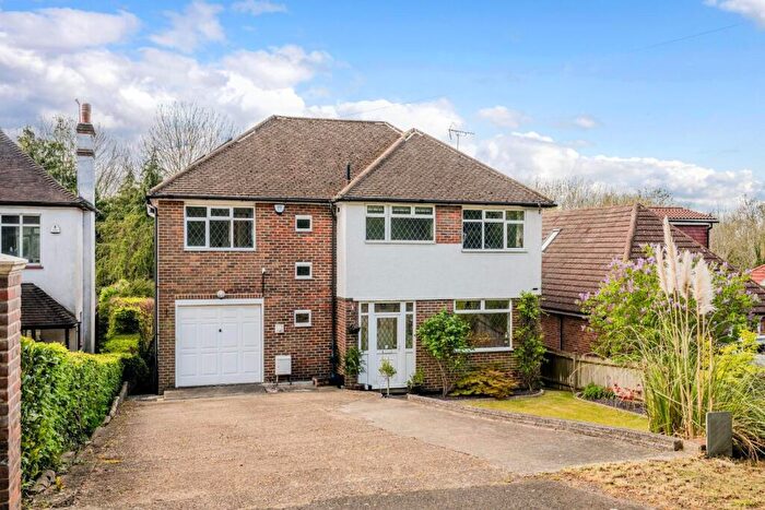5 Bedroom Detached House For Sale In Coulsdon Road, Coulsdon, CR5