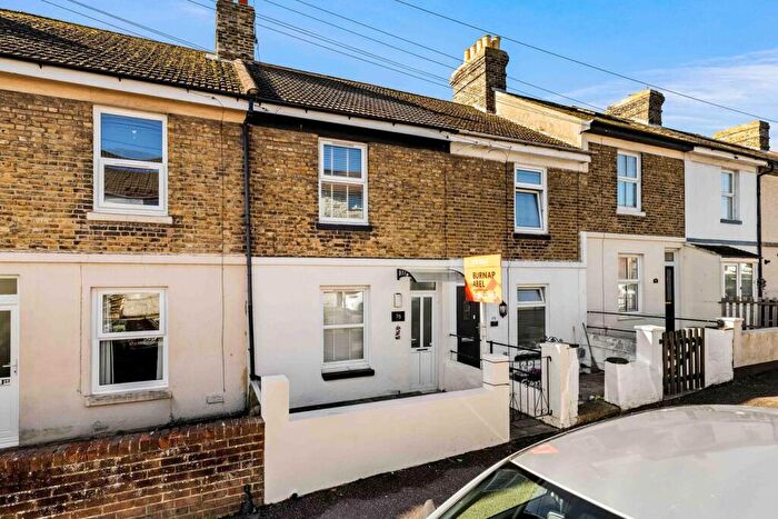 2 Bedroom Terraced House For Sale In Mayfield Avenue, Dover, CT16