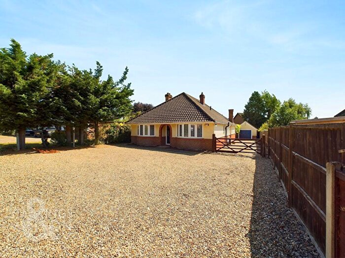 3 Bedroom Detached Bungalow To Rent In Roydon Road, Diss, IP22