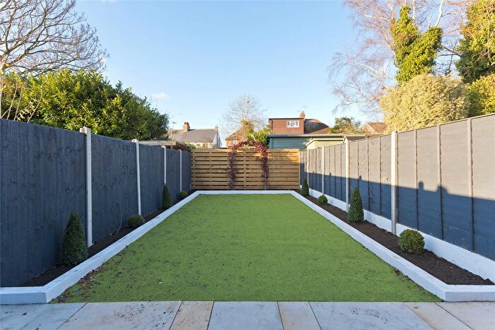 3 Bedroom Semi-Detached House To Rent In Hogshill Lane, Cobham, Surrey, KT11