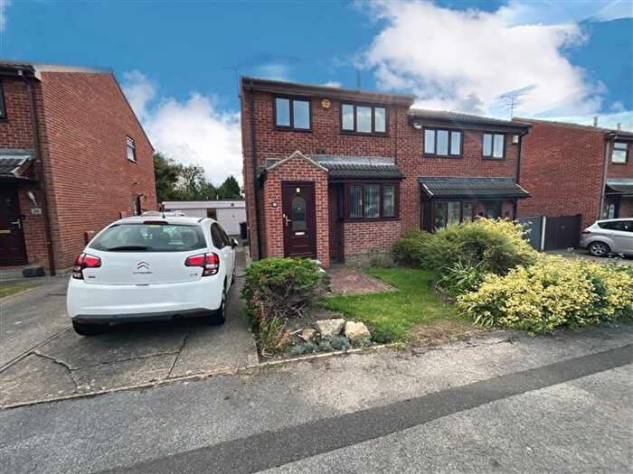 3 Bedroom Semi-Detached House For Sale In Eden Glade, Swallownest, Sheffield, S26
