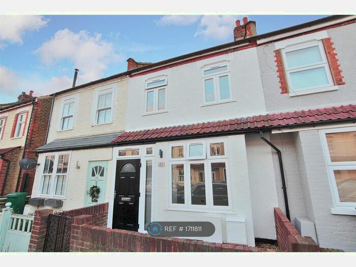 3 Bedroom Terraced House To Rent In Andover Road, Twickenham, TW2