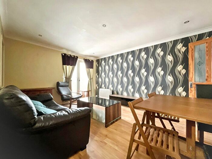 2 Bedroom Flat For Sale In Leicester Way, Jarrow, NE32