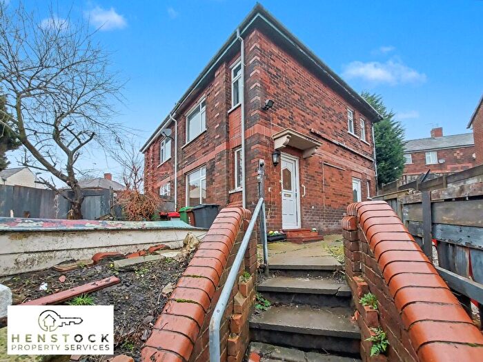 3 Bedroom Semi Detached House For Sale In Royley, Royton, Oldham, OL2