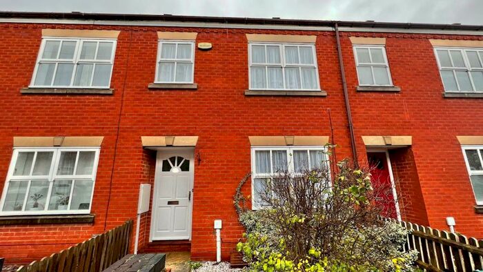 3 Bedroom House To Rent In Wycliffe Road, Abington, NN1