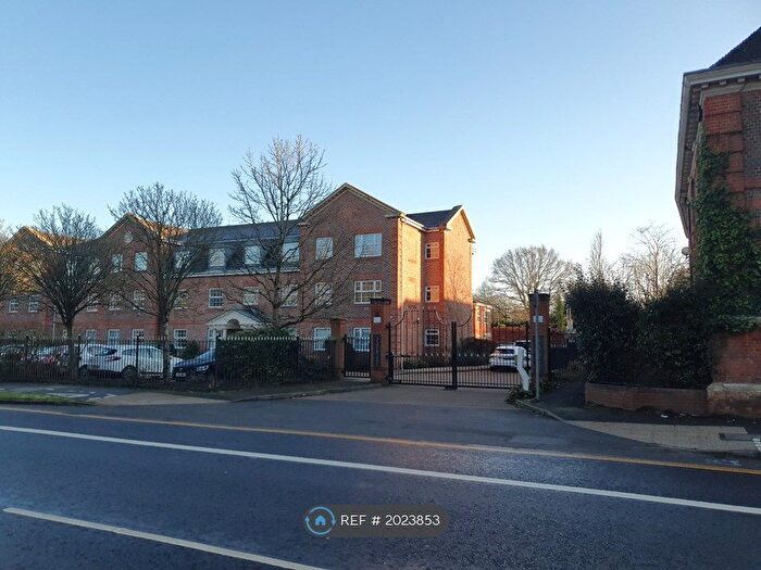 1 Bedroom Flat To Rent In Academy Gate, Camberley, GU15