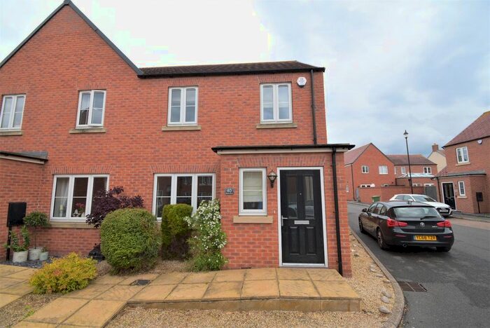 3 Bedroom Semi-Detached House To Rent In Peterson Drive, New Waltham, Grimsby, South Humberside, DN36