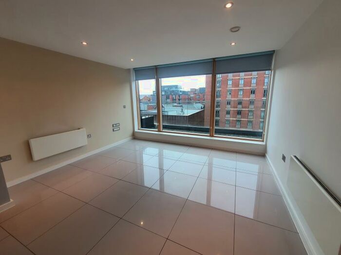 2 Bedroom Apartment To Rent In Apt . :: Ice Plant, M4