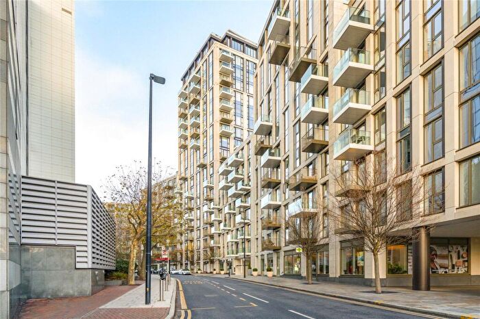 3 Bedroom Apartment To Rent In Vaughan Way, London Dock, E1W