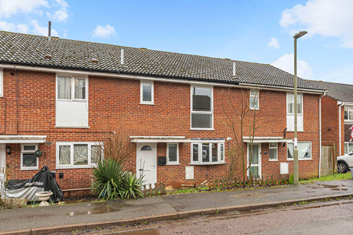 3 Bedroom Terraced House For Sale In Red Poll Close, Banbury - No Onward Chain, OX16
