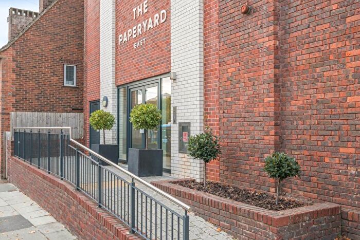 2 Bedroom Flat To Rent In Albion Way Horsham, RH12