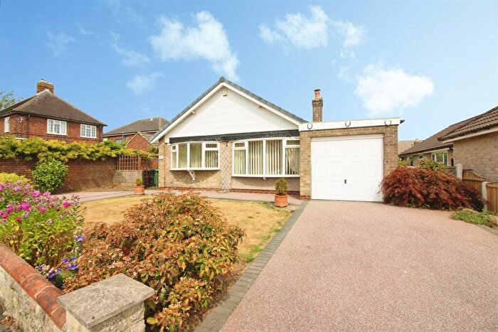 3 Bedroom Detached Bungalow For Sale In Flats Lane, Barwick In Elmet, Leeds, LS15