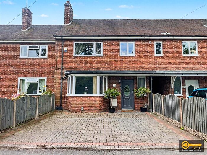 4 Bedroom Terraced House For Sale In Raveloe Drive, Nuneaton, CV11