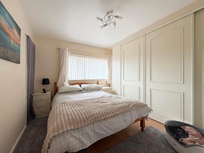 3 Bedroom Terraced House For Sale In Allenby Road, Poole, BH17 - Photo 6