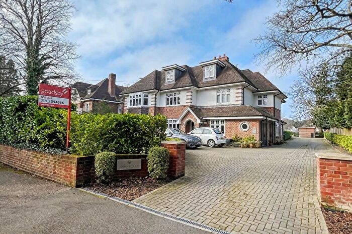 2 Bedroom Flat For Sale In Talbot Woods, BH4