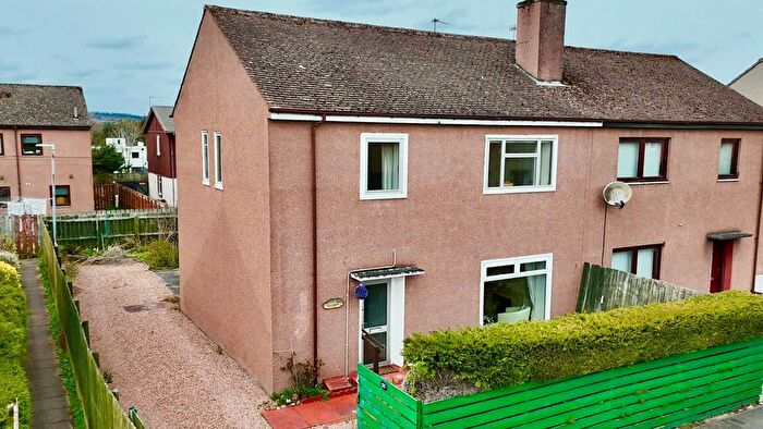 4 Bedroom Semi Detached House For Sale In Drynie Avenue, Inverness, IV2