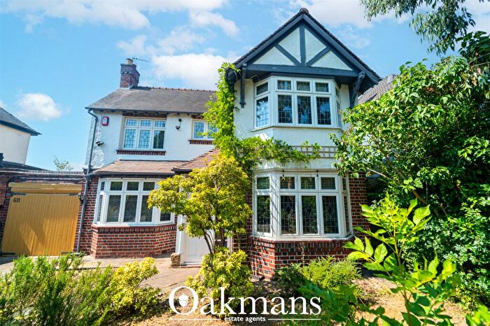 3 Bedroom Detached House For Sale In Bristol Road South, Birmingham, B31