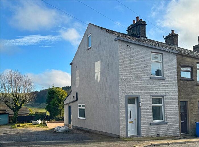 2 Bedroom End Of Terrace House For Sale In Burnley Road, Weir, Rossendale, OL13