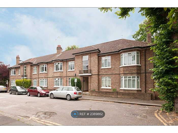 5 Bedroom Flat To Rent In Ealing, London, W5