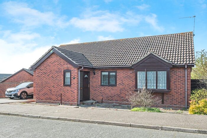 3 Bedroom Detached Bungalow For Sale In Harvey Drive, North Walsham, NR28