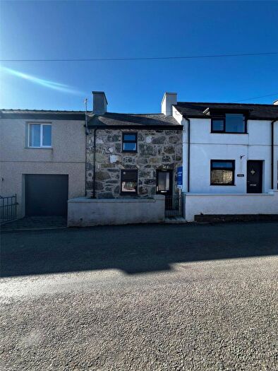 2 Bedroom Terraced House For Sale In Pentre Uchaf, Pwllheli, Gwynedd, LL53