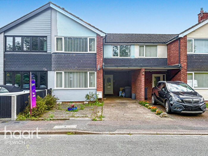 3 Bedroom Terraced House For Sale In Fraser Road, Ipswich, IP8
