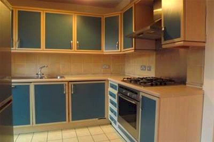 3 Bedroom House To Rent In Dibdin Road - Sutton SM1