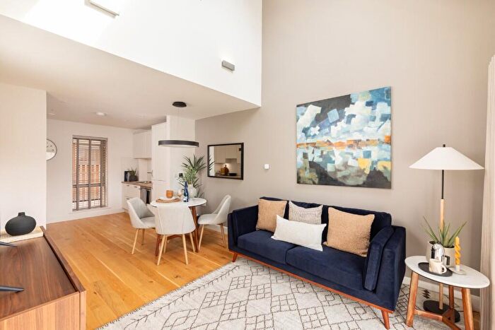 2 Bedroom Retirement Property For Sale In Steepleton Court Cirencester Road Tetbury, GL8