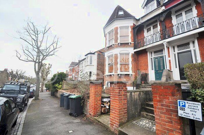 2 Bedroom Flat To Rent In Mount View Road, London, N4