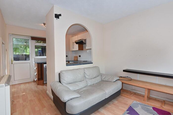1 Bedroom End Of Terrace House To Rent In Broome Way, Banbury, OX16