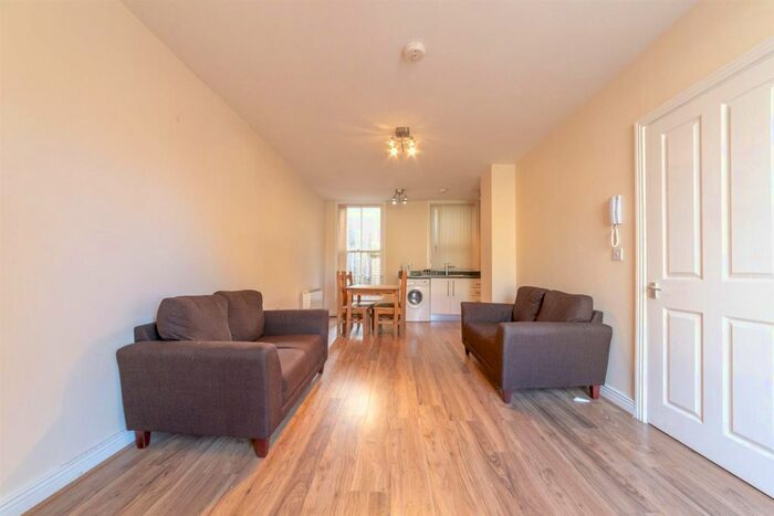 1 Bedroom Flat To Rent In Northumberland Square, North Shields, NE30