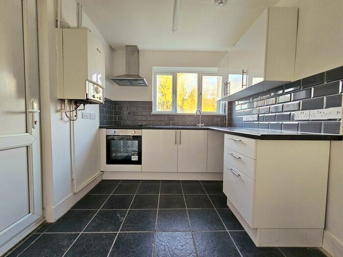 3 Bedroom House To Rent In Arnhem Drive, New Addington, CR0