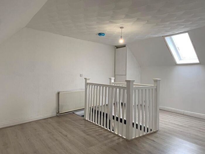 4 Bedroom Property To Rent In Coronation Road, Brimington, Chesterfield, S43