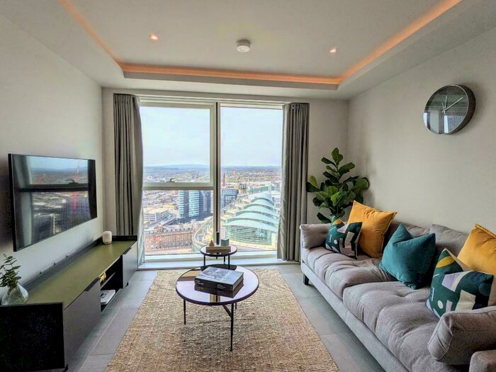 1 Bedroom Apartment To Rent In Angel Gardens, Manchester, M4