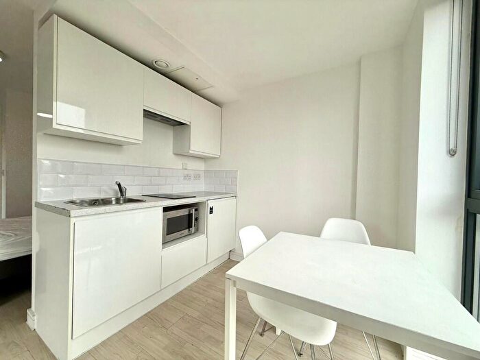 Studio To Rent In Upper Parliament Street, Liverpool, Merseyside, L8