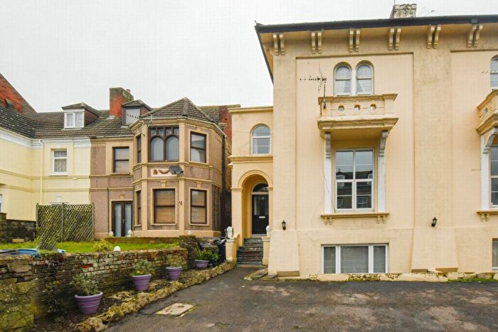 4 Bedroom Semi-Detached House For Sale In Folkestone Road, Dover, CT17
