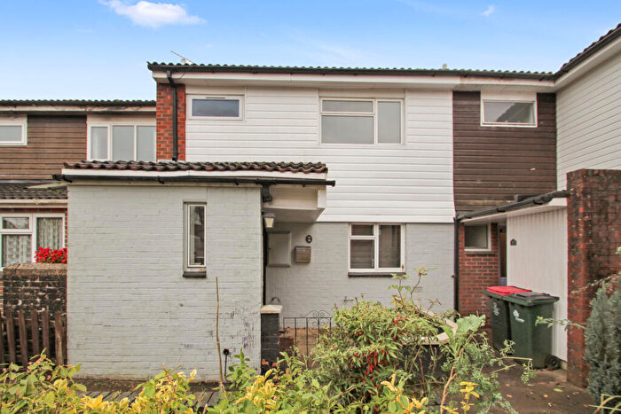 3 Bedroom Terraced House To Rent In Salvington Road, Crawley, RH11