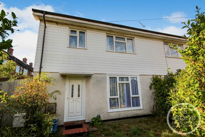 3 Bedroom Semi-Detached House To Rent In Newmans Lane, Loughton, IG10
