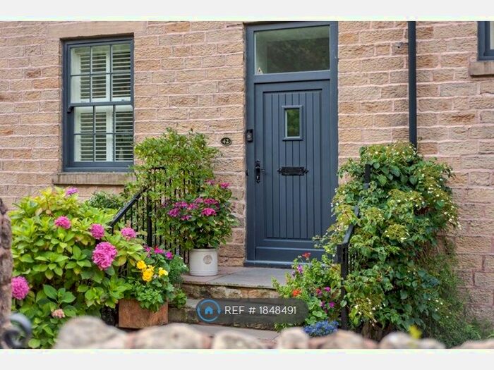 3 Bedroom Terraced House To Rent In Wallsuches, Horwich, Bolton, BL6