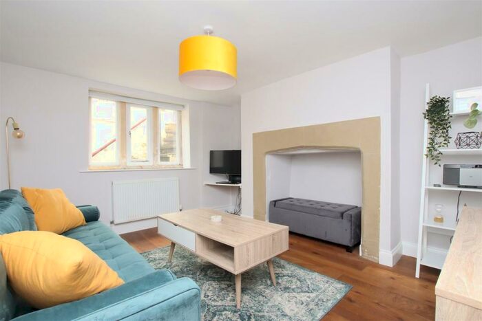 1 Bedroom Flat To Rent In Vineyards, Bath, BA1