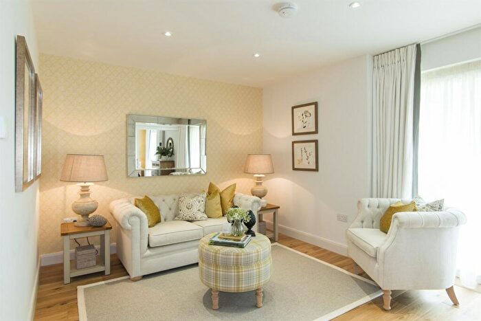 1 Bedroom Retirement Property To Rent In Steepleton Court, GL8
