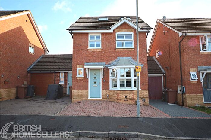 4 Bedroom Detached House For Sale In Wetherby Close, Stevenage, Hertfordshire, SG1
