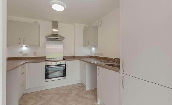 2 Bedroom Apartment To Rent In Thread Court, Glasgow, G40