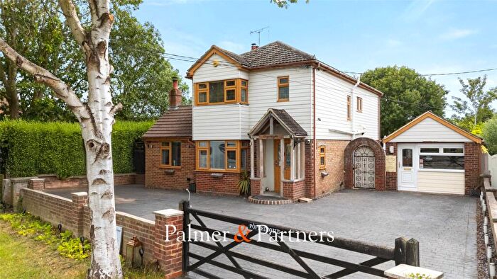 3 Bedroom Detached House For Sale In Clacton Road, Weeley Heath, Clacton-on-Sea, Essex, CO16