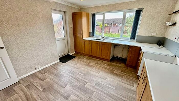 3 Bedroom Detached Bungalow For Sale In Jonquil Avenue, Scunthorpe, DN16