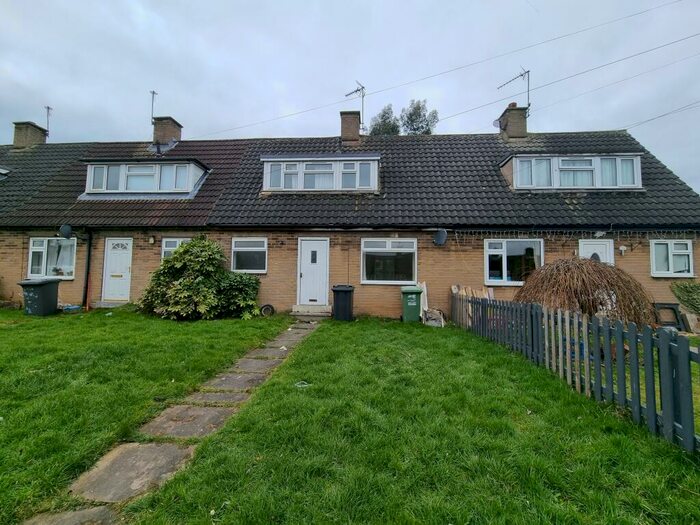 2 Bedroom House To Rent In Montagu Road, Wetherby, West Yorkshire, Uk, LS22