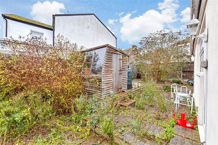 3 Bedroom Semi-Detached Bungalow For Sale In Clements Road, Ramsgate, Kent, CT12