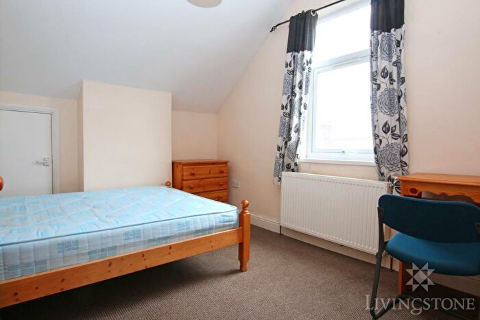 6 Bedroom Town House To Rent In Howard Road, Clarendon Park, LE2
