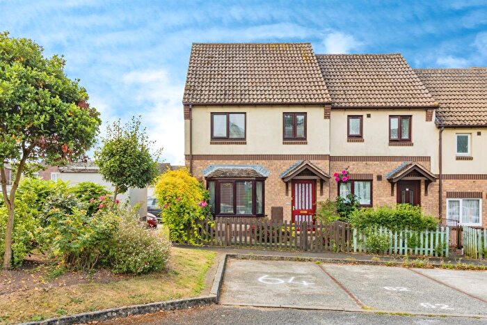 3 Bedroom End Terrace House For Sale In Foxhollows, Newton Abbot, TQ12