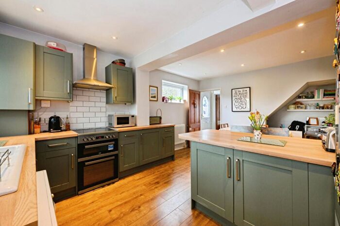 2 Bedroom House For Sale In Albury Road, Merstham, Redhill, Surrey, RH1